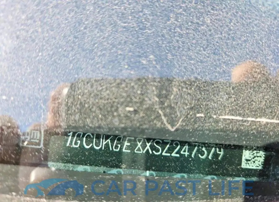 1GCUKGE8XSZ247379# 12