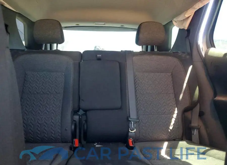 3GNAXUEG9PL269387# 10