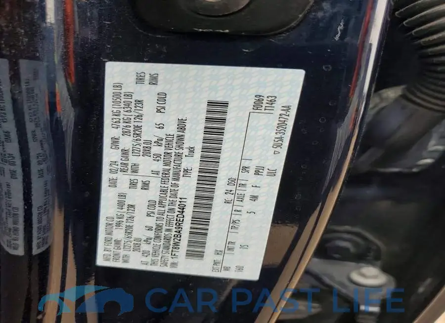 1FT8W2BA9RED44011# 12