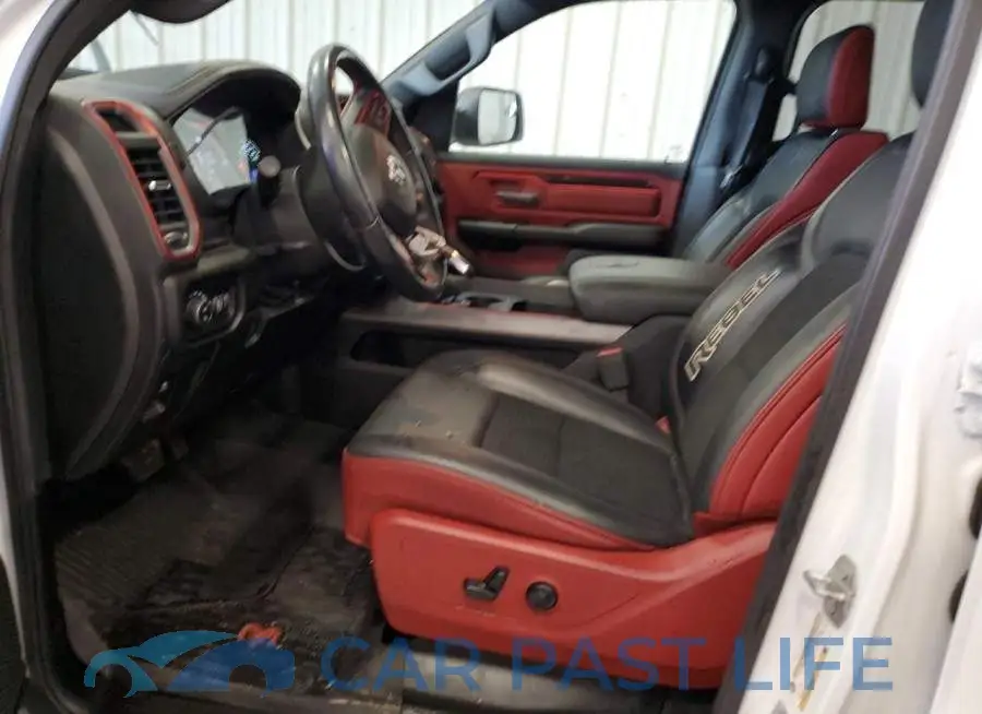 1C6SRFLT1KN845170# 7