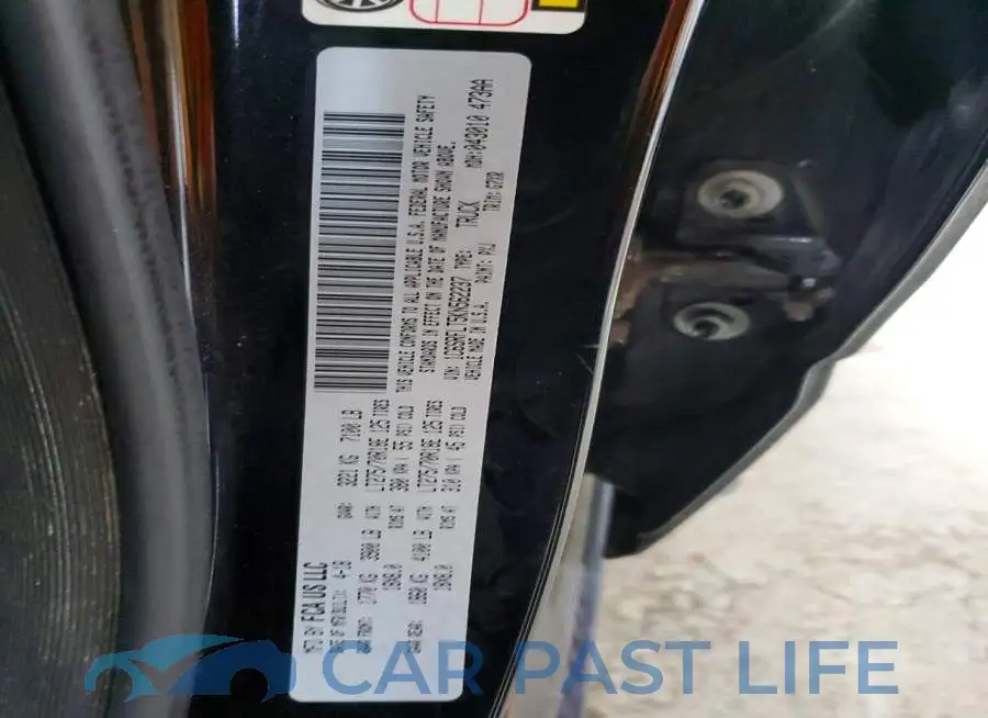 1C6SRFLT5KN562237# 12