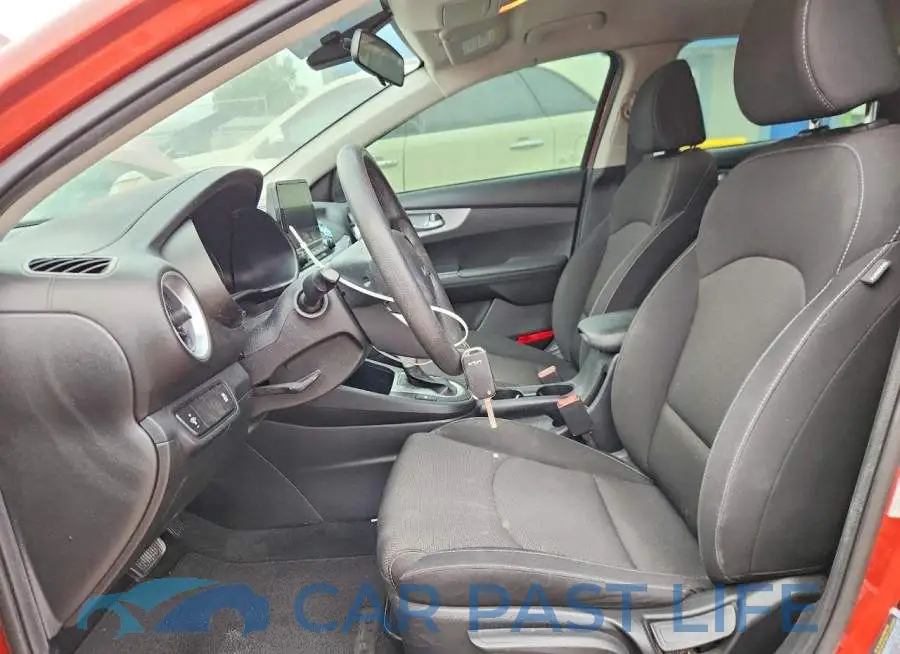 3KPF24AD0PE580977# 7