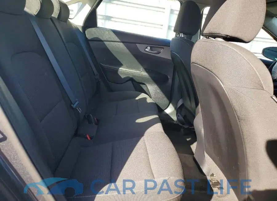 3KPF24AD1LE169775# 10