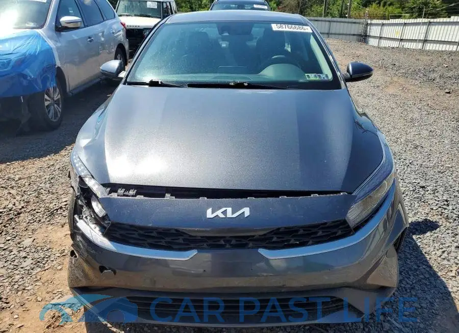 3KPF24AD1PE681493# 5