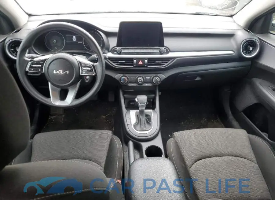3KPF24AD3PE605581# 8