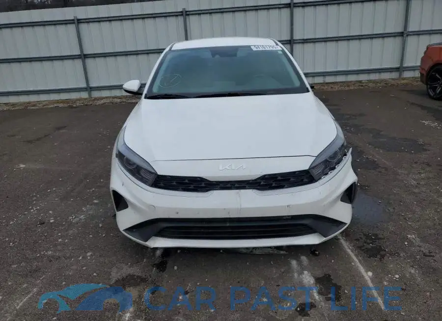 3KPF24AD3PE605581# 5