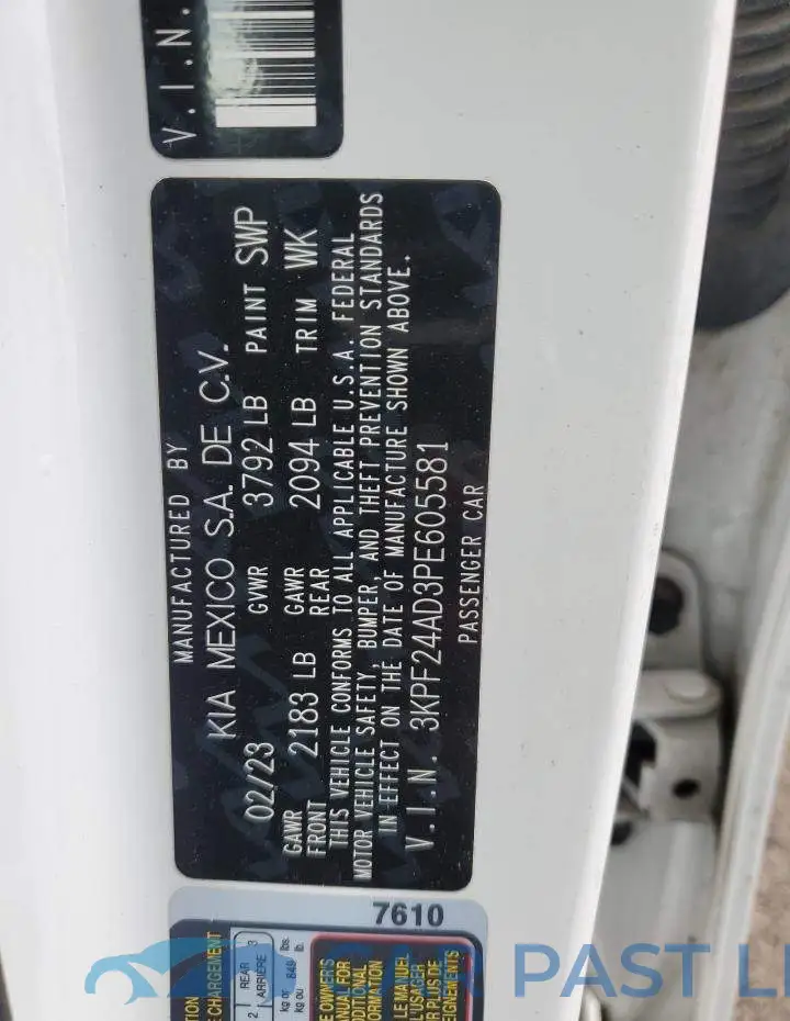 3KPF24AD3PE605581# 12