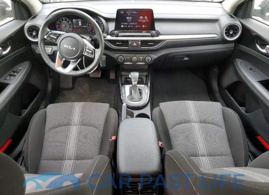 3KPF34AD5RE724345# 8
