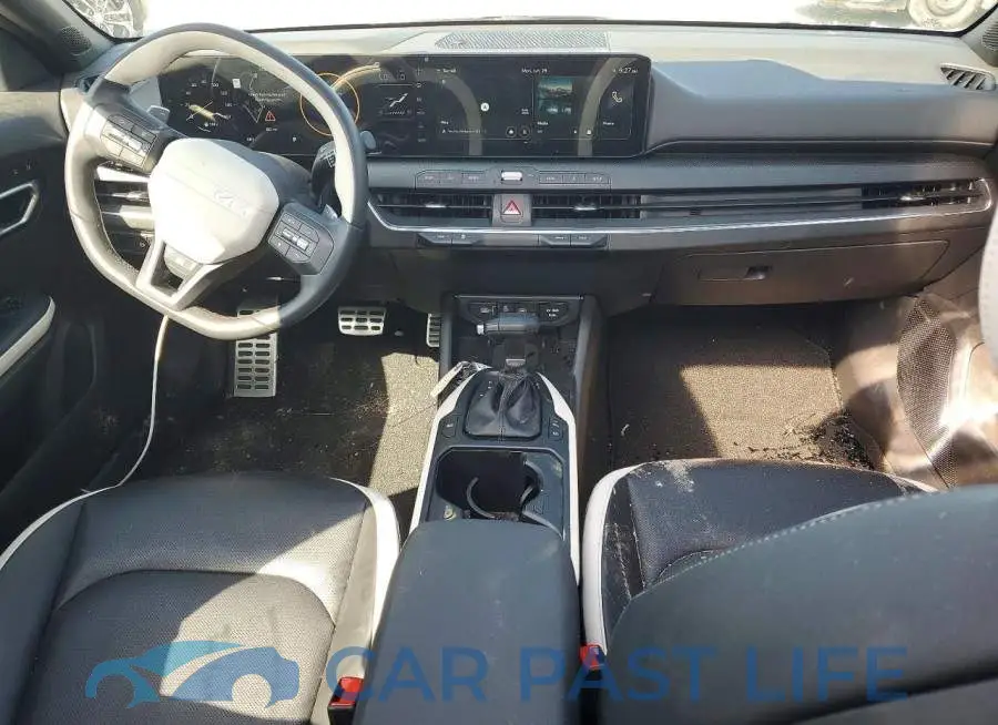 3KPFW4DC2SE089018# 8