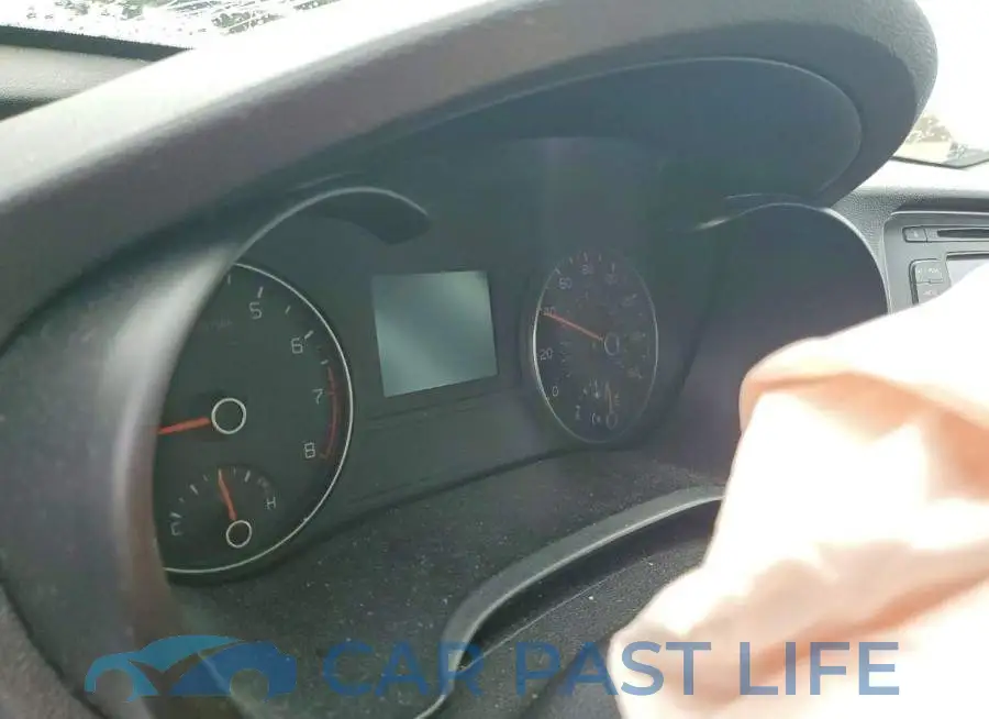 5XXGT4L39HG147687# 9