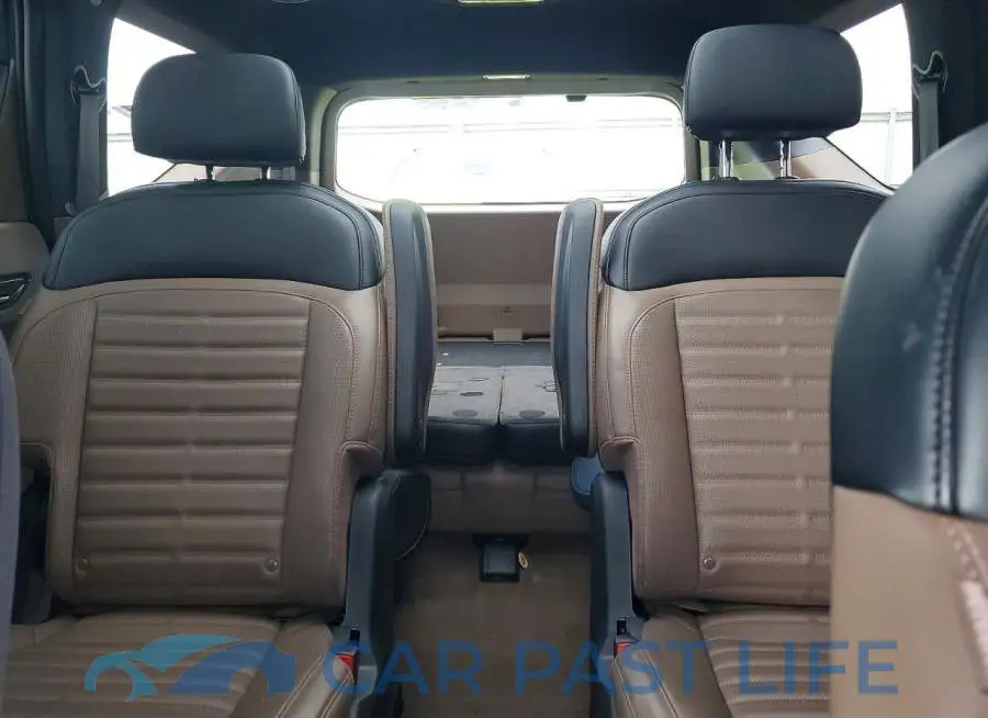 KNDADFS57R6034905# 10