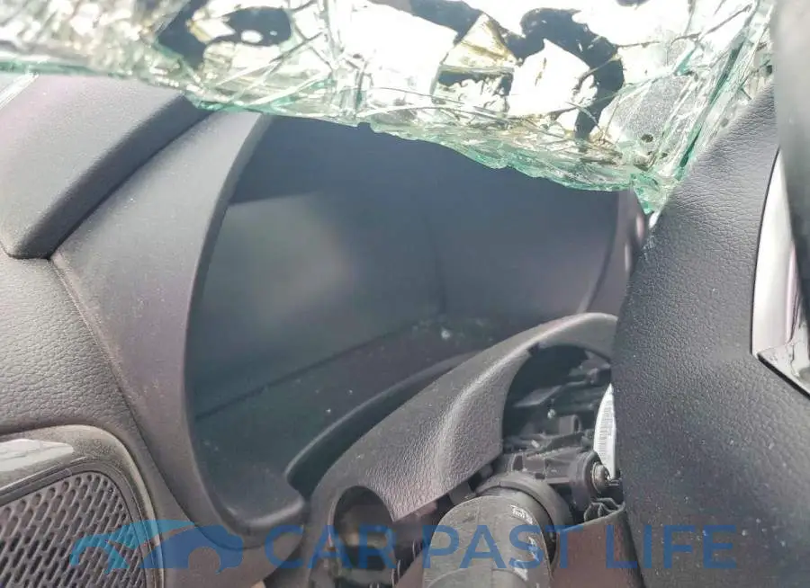 KNDJ33AU3S7949986# 9