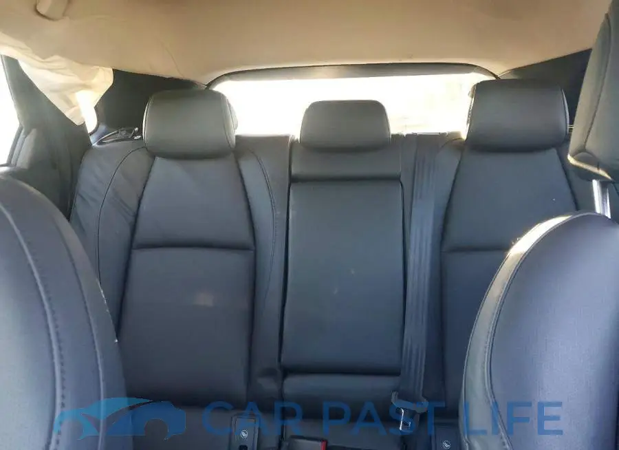 3MVDMBDM1RM622596# 10