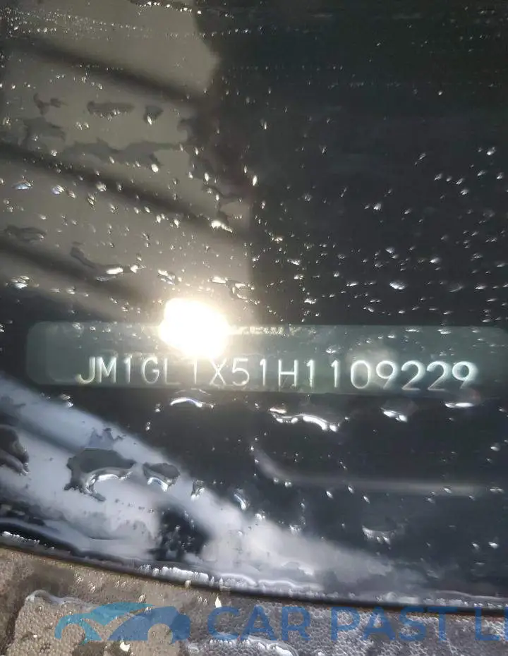 JM1GL1X51H1109229# 12