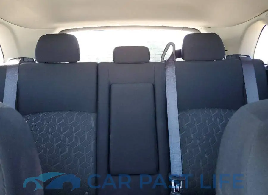 JA4AP4AU0LU008082# 10