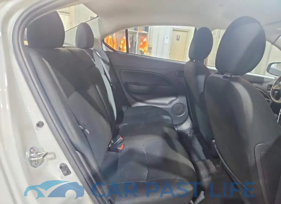 ML32FUFJ6RHF16415# 10
