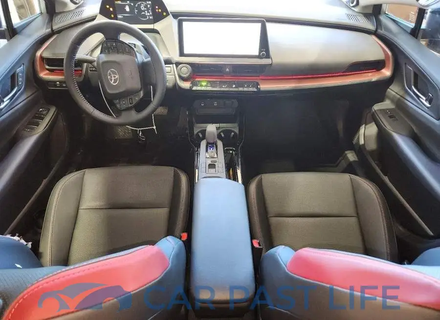 JTDACACU4T3065954# 8