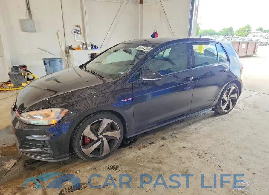 3VW5T7AU3MM009847# 1