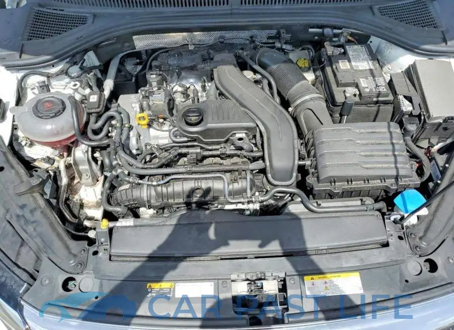 3VW7M7BU1NM022733# 11