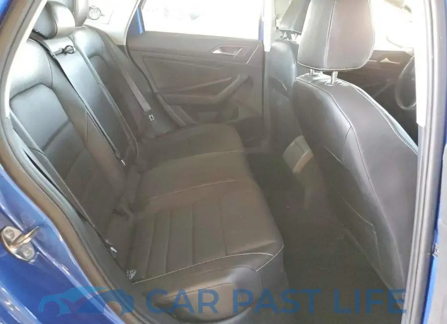 3VW7M7BU4RM055733# 10
