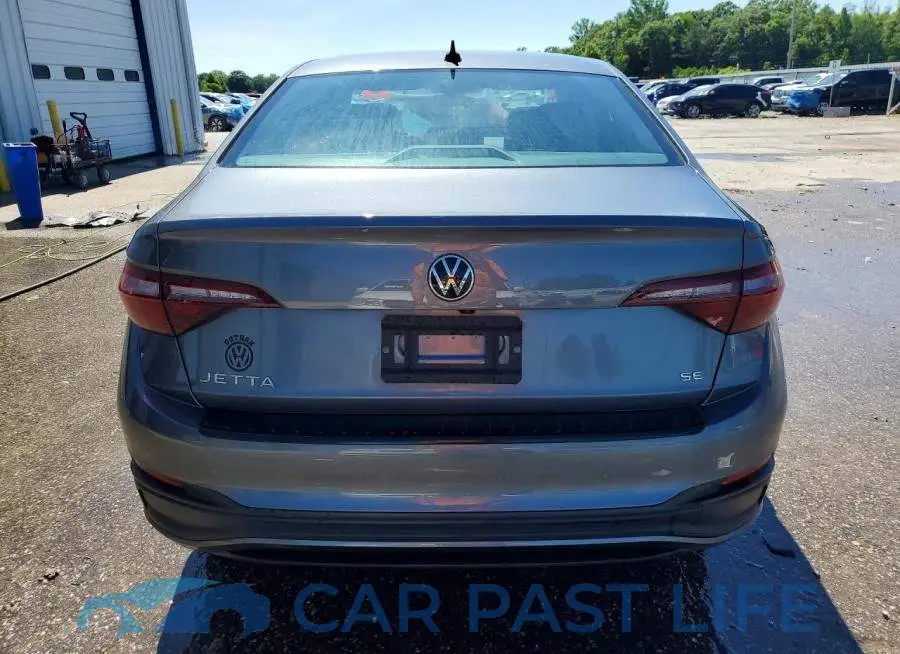 3VW7M7BU8RM017129# 6