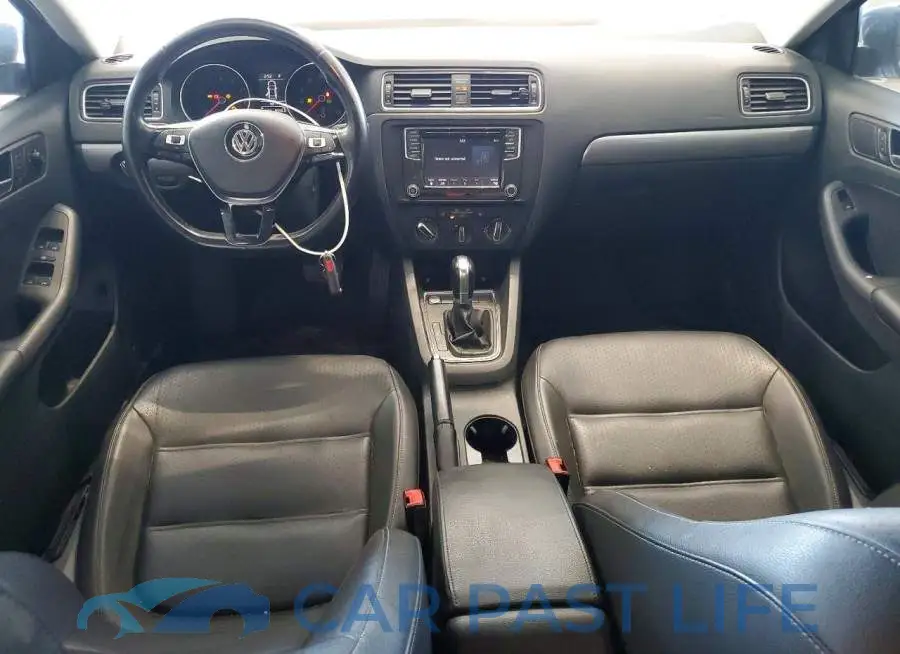 3VWDB7AJ3JM258438# 8