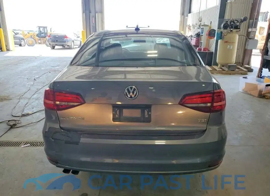 3VWDB7AJ3JM258438# 6