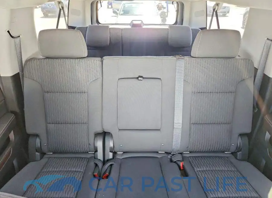 1GKS2FKC2JR362989# 10
