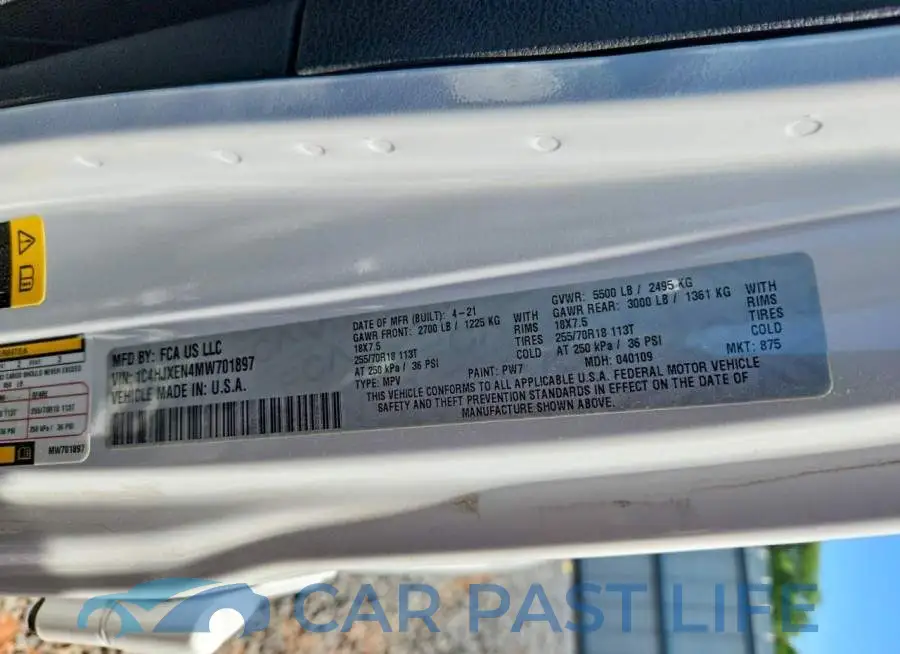 1C4HJXEN4MW701897# 13