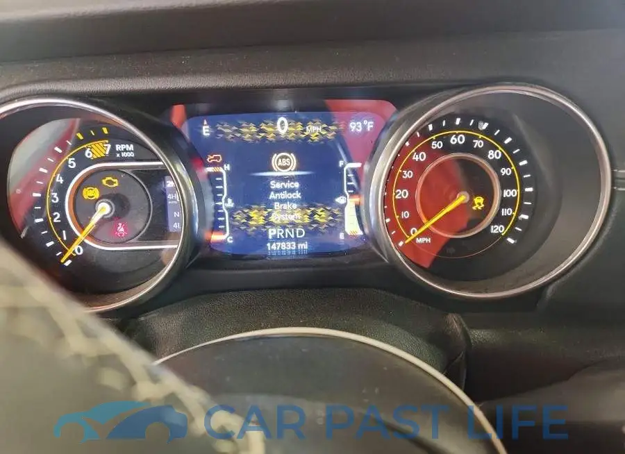 1C4HJXEN5JW216325# 9