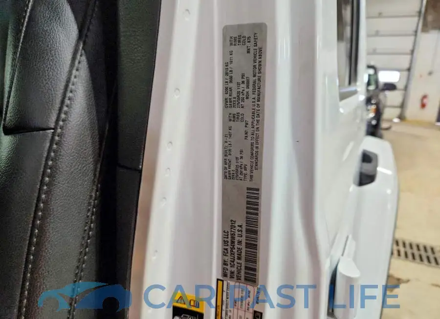 1C4JJXP64MW677012# 13