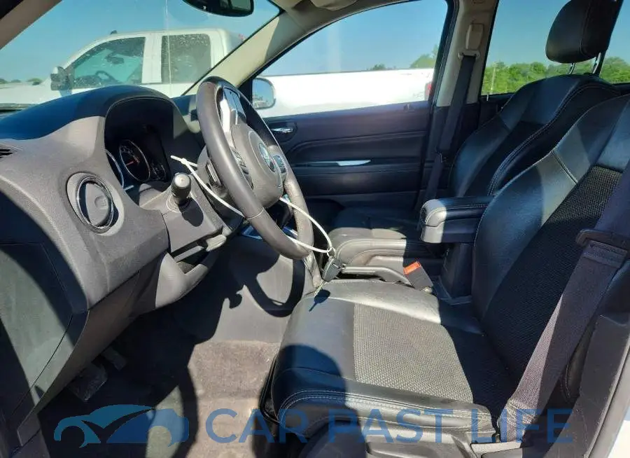 1C4NJCEB1HD206656# 7