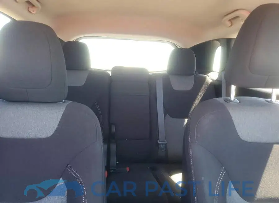 1C4PJLCB6JD620985# 10