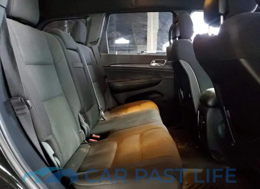 1C4RJFAG2JC436626# 10