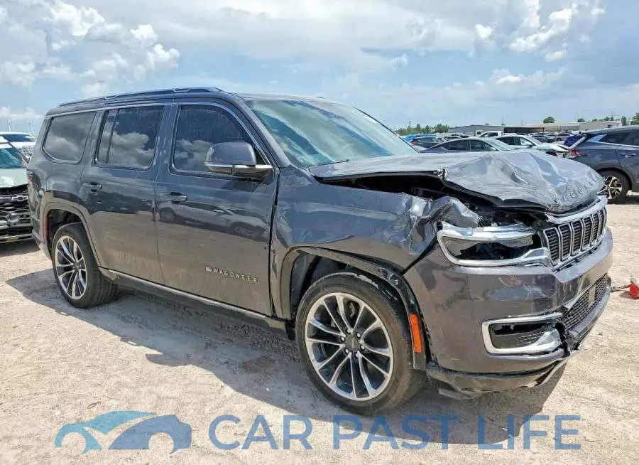 1C4SJUDT9NS206978# 4