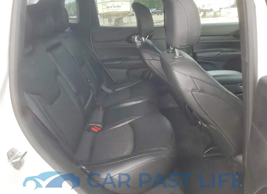 3C4NJDBN7ST599343# 11