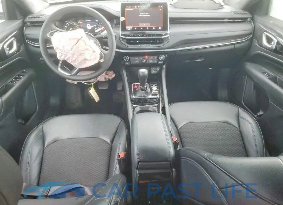 3C4NJDBN7ST599343# 8