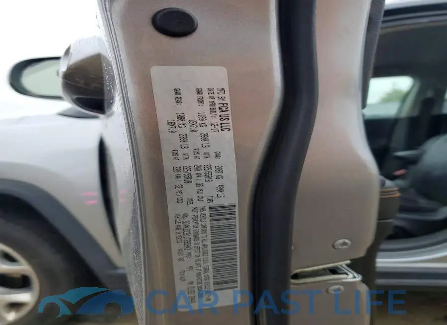 3C4NJDCB1JT265943# 14
