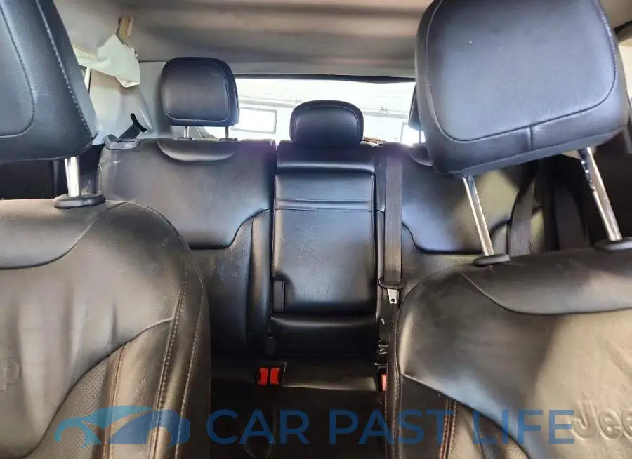 3C4NJDCB7JT199429# 10
