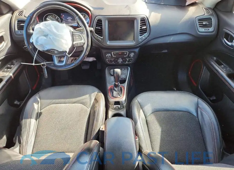 3C4NJDDB8LT151472# 8