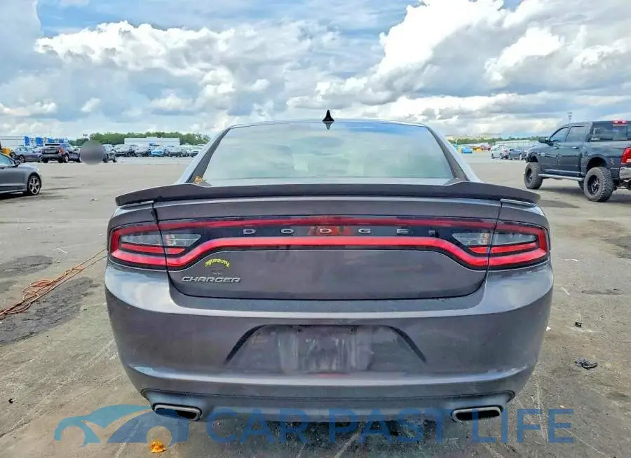 2C3CDXBG4HH643144# 6