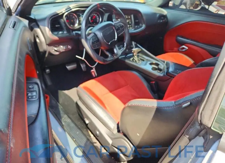 2C3CDZFJXNH131658# 8