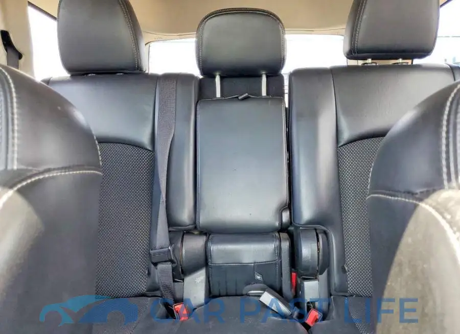 3C4PDCGB7LT272628# 10