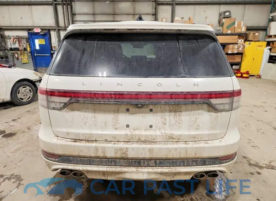 5LM5J7XC8SGL16079# 6