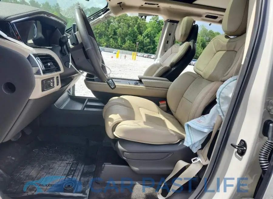 5LMJJ2LT9NEL17331# 7
