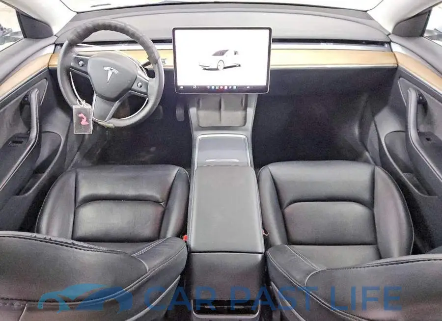 5YJ3E1EAXPF452121# 8