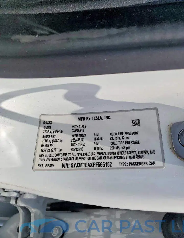 5YJ3E1EAXPF566152# 12