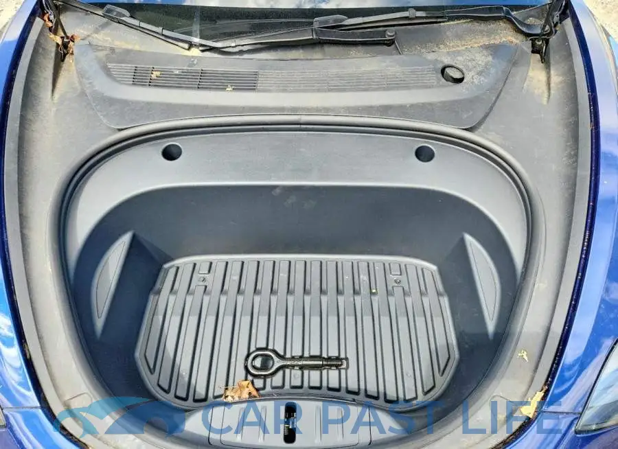 5YJ3E1EB5PF632468# 11
