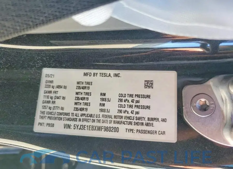5YJ3E1EBXMF980200# 12