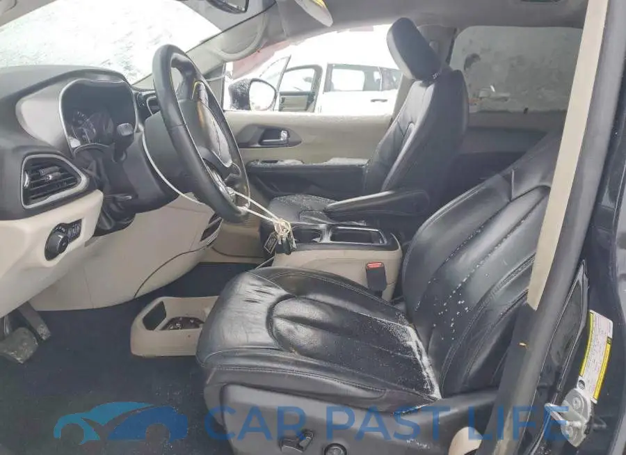 2C4RC1BG4NR198528# 7
